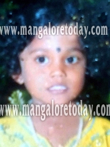 7 yr girl falls off bridge on way to school; feared drowned